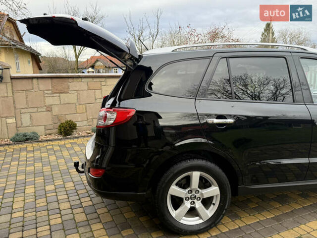 Черный Хендай Санта Фе, объемом двигателя 2.2 л и пробегом 209 тыс. км за 11250 $, фото 32 на Automoto.ua