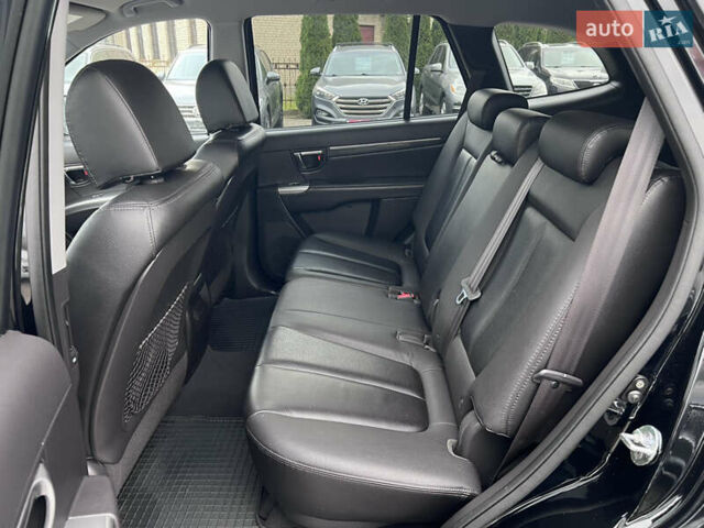 Хендай Санта Фе 2011 в Нововолынск на Automoto.ua Черный Хендай Санта Фе, объемом двигателя 1.97 л и пробегом 214 тыс. км за 13490 $, фото 36 на Automoto.ua