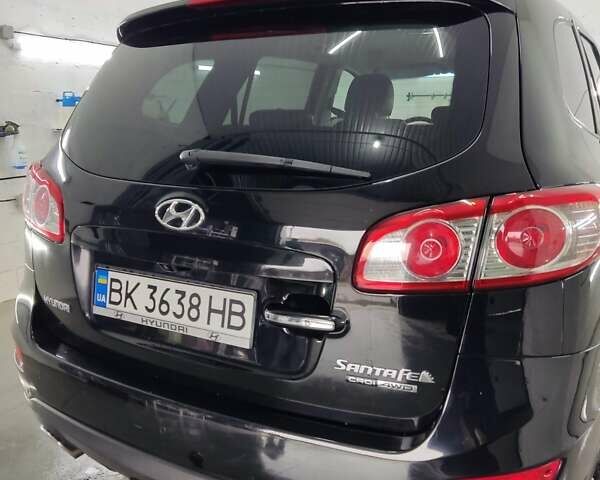 Черный Хендай Санта Фе, объемом двигателя 2.2 л и пробегом 287 тыс. км за 13700 $, фото 10 на Automoto.ua