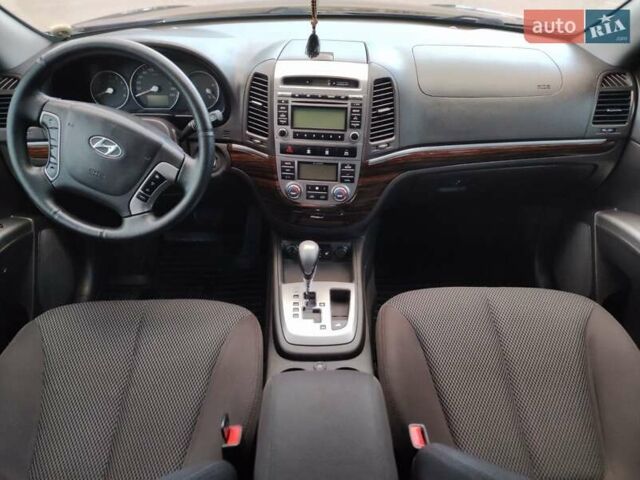 Чорний Хендай Санта Фе, об'ємом двигуна 2.36 л та пробігом 131 тис. км за 12600 $, фото 40 на Automoto.ua