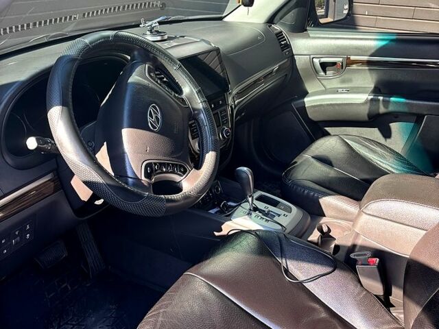 Чорний Хендай Санта Фе, об'ємом двигуна 2.2 л та пробігом 0 тис. км за 13700 $, фото 7 на Automoto.ua