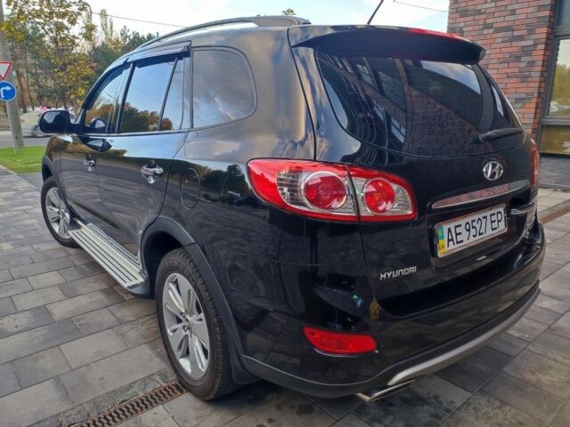 Чорний Хендай Санта Фе, об'ємом двигуна 0 л та пробігом 131 тис. км за 315 $, фото 19 на Automoto.ua