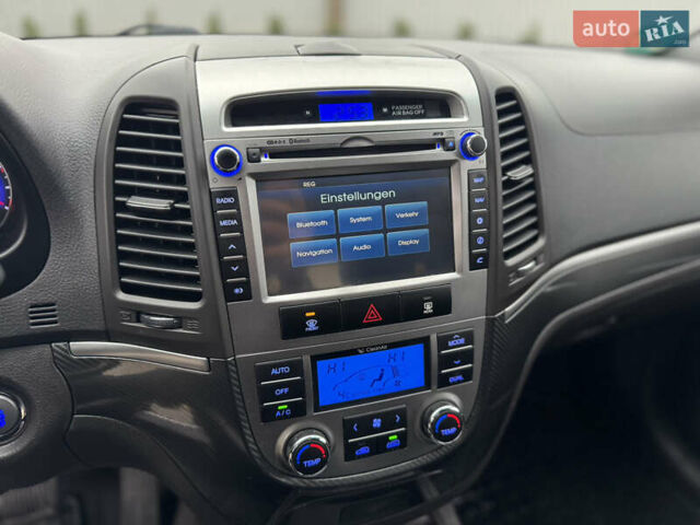 Черный Хендай Санта Фе, объемом двигателя 2.2 л и пробегом 219 тыс. км за 13950 $, фото 42 на Automoto.ua