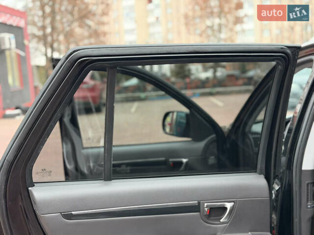 Черный Хендай Санта Фе, объемом двигателя 2.2 л и пробегом 170 тыс. км за 13900 $, фото 30 на Automoto.ua