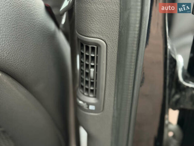 Черный Хендай Санта Фе, объемом двигателя 2.2 л и пробегом 170 тыс. км за 13900 $, фото 39 на Automoto.ua