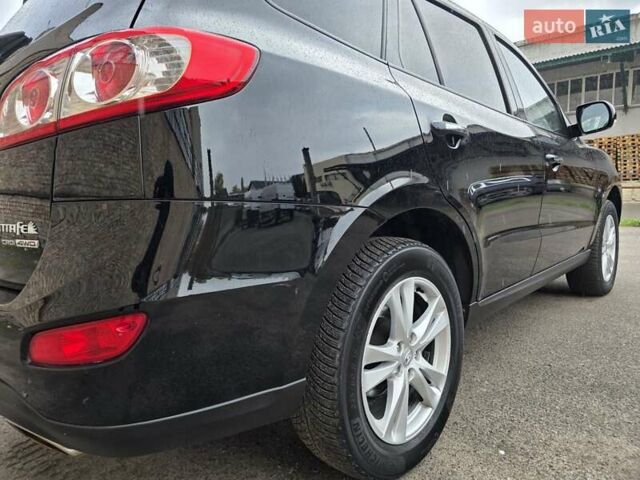 Черный Хендай Санта Фе, объемом двигателя 2.2 л и пробегом 232 тыс. км за 15099 $, фото 8 на Automoto.ua