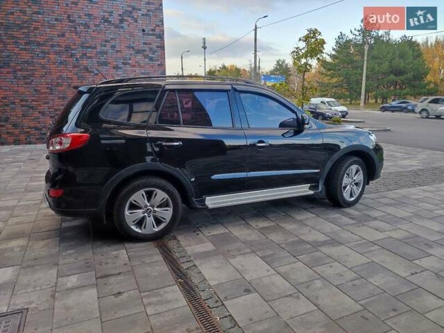 Чорний Хендай Санта Фе, об'ємом двигуна 2.36 л та пробігом 131 тис. км за 12600 $, фото 20 на Automoto.ua