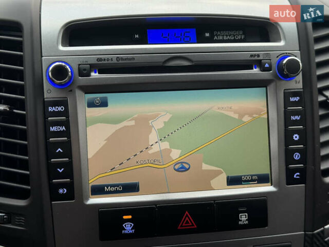 Черный Хендай Санта Фе, объемом двигателя 2.2 л и пробегом 218 тыс. км за 13900 $, фото 48 на Automoto.ua