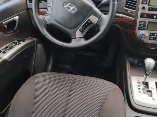 Чорний Хендай Санта Фе, об'ємом двигуна 0 л та пробігом 131 тис. км за 315 $, фото 13 на Automoto.ua