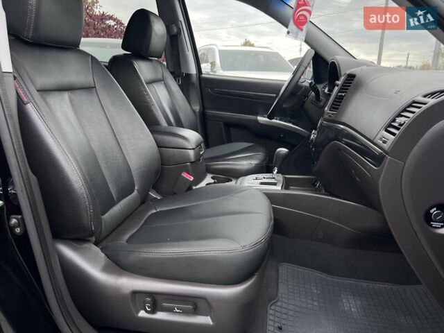 Хендай Санта Фе 2011 в Нововолынск на Automoto.ua Черный Хендай Санта Фе, объемом двигателя 1.97 л и пробегом 214 тыс. км за 13490 $, фото 28 на Automoto.ua