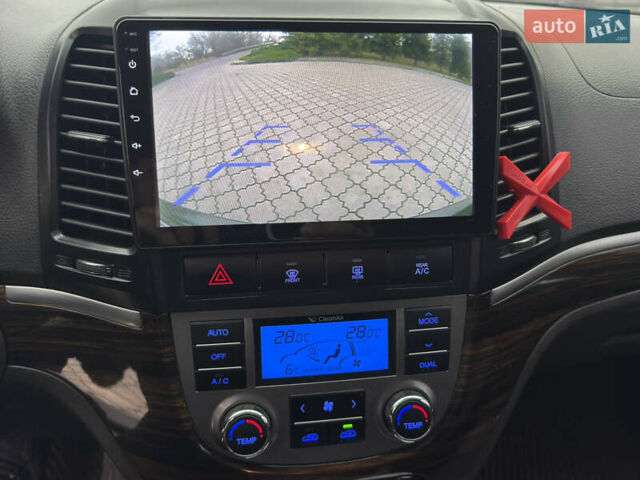 Чорний Хендай Санта Фе, об'ємом двигуна 2.2 л та пробігом 208 тис. км за 11950 $, фото 13 на Automoto.ua