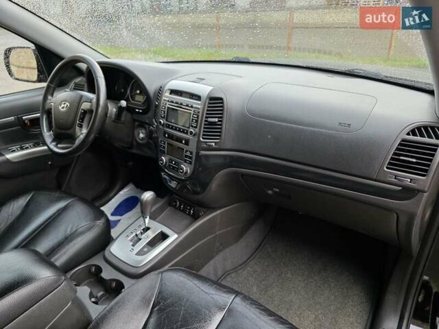 Черный Хендай Санта Фе, объемом двигателя 2.2 л и пробегом 232 тыс. км за 15099 $, фото 30 на Automoto.ua