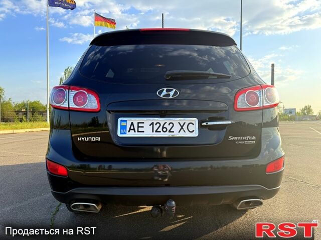 Чорний Хендай Санта Фе, об'ємом двигуна 2.2 л та пробігом 217 тис. км за 12400 $, фото 3 на Automoto.ua