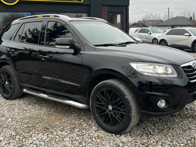 Черный Хендай Санта Фе, объемом двигателя 2.2 л и пробегом 242 тыс. км за 12900 $, фото 1 на Automoto.ua