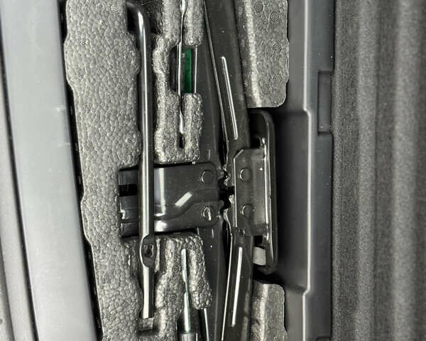 Черный Хендай Санта Фе, объемом двигателя 2.2 л и пробегом 218 тыс. км за 13900 $, фото 28 на Automoto.ua