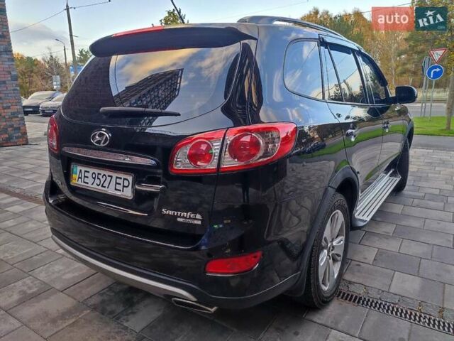 Чорний Хендай Санта Фе, об'ємом двигуна 2.36 л та пробігом 131 тис. км за 12600 $, фото 17 на Automoto.ua