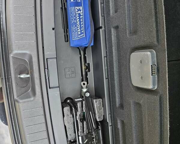 Чорний Хендай Санта Фе, об'ємом двигуна 2.2 л та пробігом 189 тис. км за 13700 $, фото 72 на Automoto.ua
