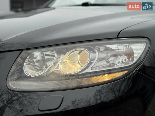 Черный Хендай Санта Фе, объемом двигателя 2.2 л и пробегом 219 тыс. км за 13950 $, фото 27 на Automoto.ua