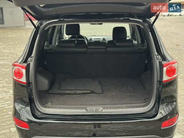 Черный Хендай Санта Фе, объемом двигателя 2.2 л и пробегом 218 тыс. км за 13900 $, фото 27 на Automoto.ua