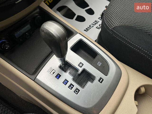 Черный Хендай Санта Фе, объемом двигателя 2.2 л и пробегом 242 тыс. км за 12900 $, фото 14 на Automoto.ua