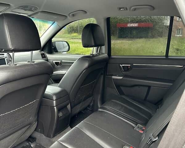 Хендай Санта Фе 2011 в Бердичеве на Automoto.ua Черный Хендай Санта Фе, объемом двигателя 2.2 л и пробегом 220 тыс. км за 13200 $, фото 2 на Automoto.ua