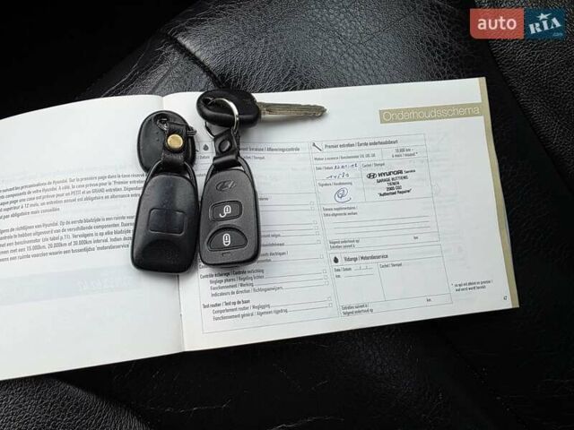 Черный Хендай Санта Фе, объемом двигателя 2.2 л и пробегом 232 тыс. км за 15099 $, фото 50 на Automoto.ua