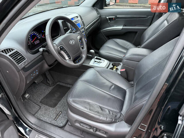 Черный Хендай Санта Фе, объемом двигателя 2.2 л и пробегом 170 тыс. км за 13900 $, фото 78 на Automoto.ua