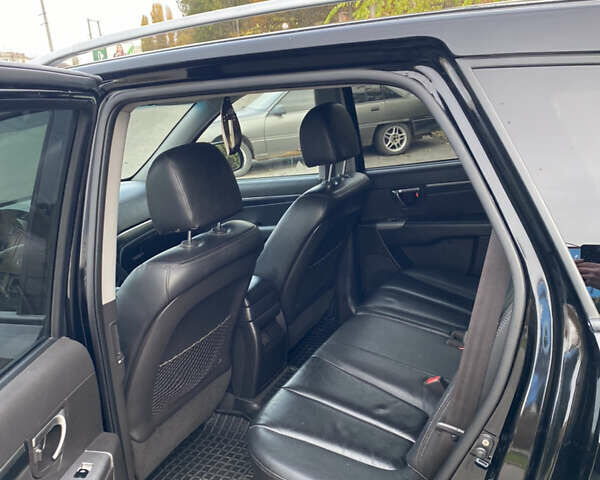 Черный Хендай Санта Фе, объемом двигателя 2.2 л и пробегом 229 тыс. км за 12499 $, фото 7 на Automoto.ua