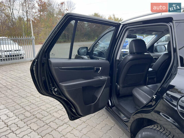 Хендай Санта Фе 2011 в Нововолынск на Automoto.ua Черный Хендай Санта Фе, объемом двигателя 1.97 л и пробегом 214 тыс. км за 13490 $, фото 35 на Automoto.ua