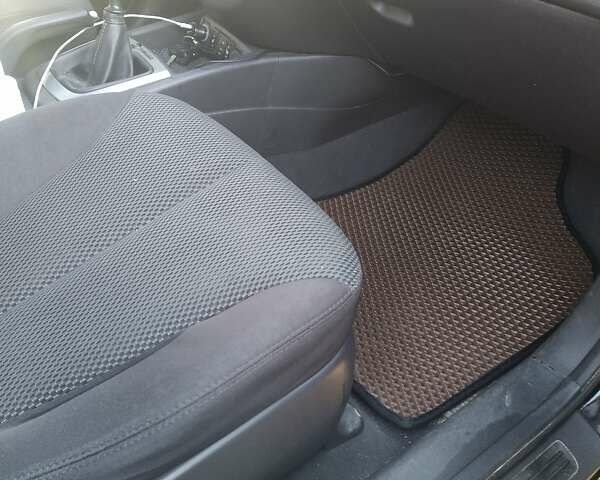 Черный Хендай Санта Фе, объемом двигателя 2.4 л и пробегом 195 тыс. км за 11250 $, фото 10 на Automoto.ua