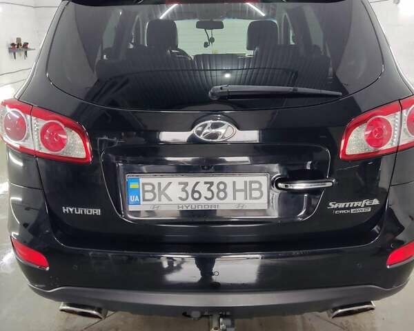 Черный Хендай Санта Фе, объемом двигателя 2.2 л и пробегом 287 тыс. км за 13700 $, фото 16 на Automoto.ua