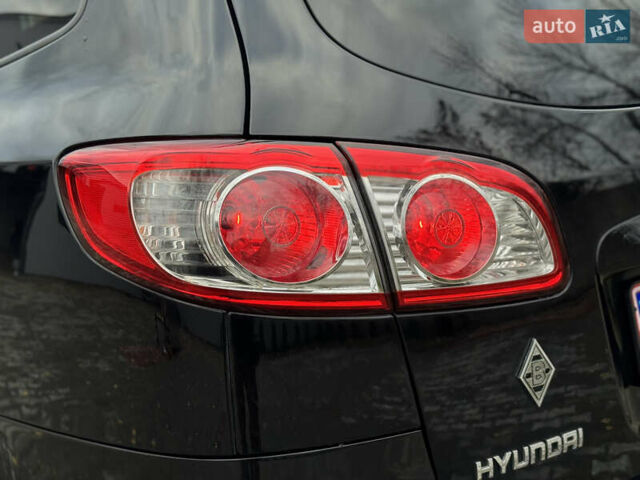 Черный Хендай Санта Фе, объемом двигателя 2.2 л и пробегом 218 тыс. км за 13900 $, фото 25 на Automoto.ua
