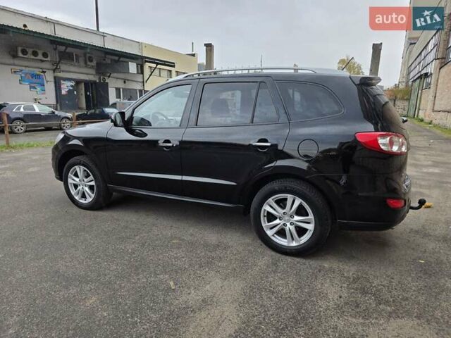 Черный Хендай Санта Фе, объемом двигателя 2.2 л и пробегом 232 тыс. км за 15099 $, фото 14 на Automoto.ua