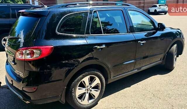 Хендай Санта Фе 2012 в Одессе на Automoto.ua Черный Хендай Санта Фе, объемом двигателя 2.2 л и пробегом 177 тыс. км за 13999 $, фото 10 на Automoto.ua