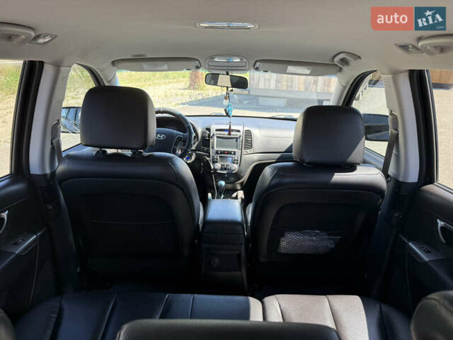 Хендай Санта Фе 2012 в Киеве на Automoto.ua Черный Хендай Санта Фе, объемом двигателя 2.2 л и пробегом 195 тыс. км за 14800 $, фото 17 на Automoto.ua