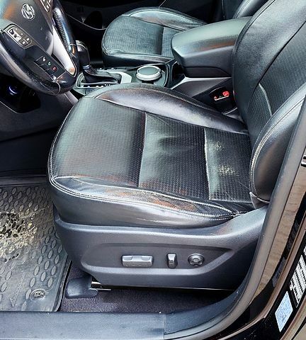 Хендай Санта Фе 2012 в Городок на Automoto.ua Черный Хендай Санта Фе, объемом двигателя 2.2 л и пробегом 165 тыс. км за 18000 $, фото 5 на Automoto.ua