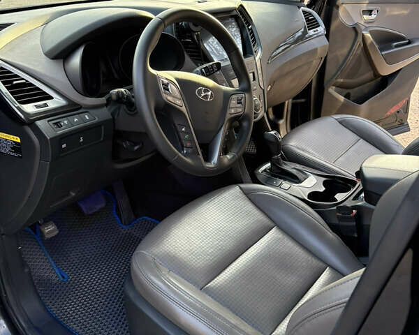 Чорний Хендай Санта Фе, об'ємом двигуна 2.36 л та пробігом 260 тис. км за 13900 $, фото 9 на Automoto.ua