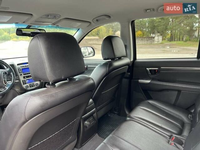 Хендай Санта Фе 2012 в Радивилове на Automoto.ua Черный Хендай Санта Фе, объемом двигателя 2.2 л и пробегом 189 тыс. км за 15200 $, фото 105 на Automoto.ua