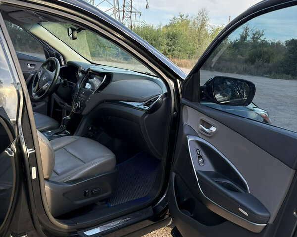 Чорний Хендай Санта Фе, об'ємом двигуна 2.36 л та пробігом 260 тис. км за 13900 $, фото 13 на Automoto.ua