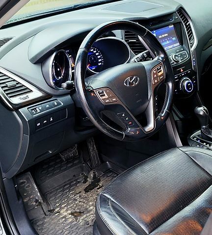 Хендай Санта Фе 2012 в Городок на Automoto.ua Черный Хендай Санта Фе, объемом двигателя 2.2 л и пробегом 165 тыс. км за 18000 $, фото 4 на Automoto.ua