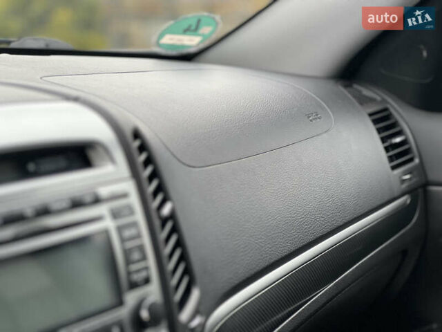 Черный Хендай Санта Фе, объемом двигателя 2.2 л и пробегом 220 тыс. км за 12000 $, фото 39 на Automoto.ua