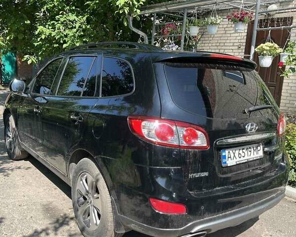 Черный Хендай Санта Фе, объемом двигателя 2.2 л и пробегом 206 тыс. км за 13500 $, фото 5 на Automoto.ua