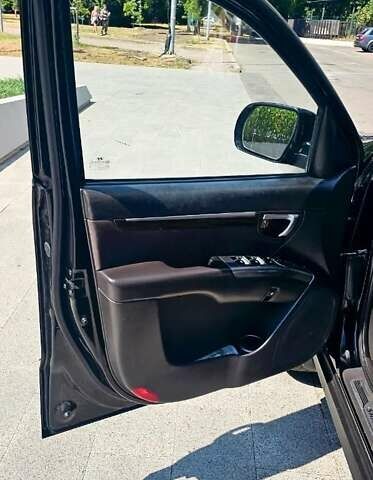 Хендай Санта Фе 2012 в Одессе на Automoto.ua Черный Хендай Санта Фе, объемом двигателя 2.2 л и пробегом 177 тыс. км за 13999 $, фото 13 на Automoto.ua