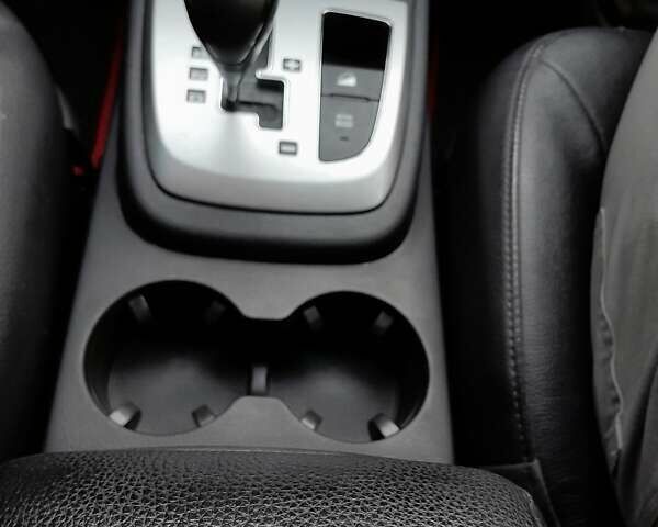 Хендай Санта Фе 2012 в Киеве на Automoto.ua Черный Хендай Санта Фе, объемом двигателя 2.2 л и пробегом 140 тыс. км за 13200 $, фото 51 на Automoto.ua