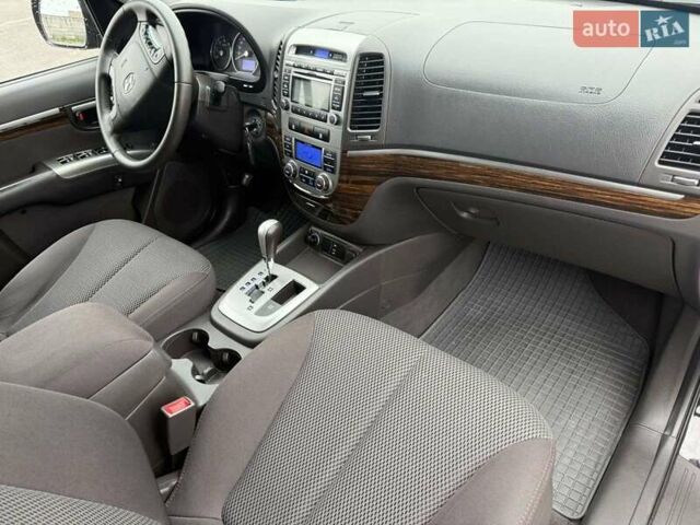 Чорний Хендай Санта Фе, об'ємом двигуна 2.2 л та пробігом 170 тис. км за 14700 $, фото 23 на Automoto.ua