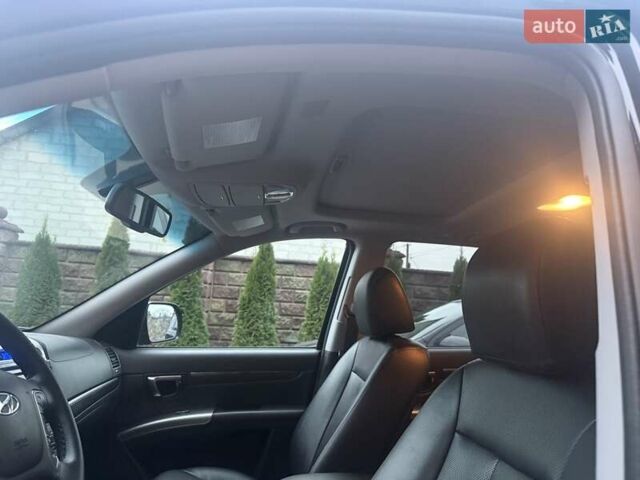 Хендай Санта Фе 2012 в Сарнах на Automoto.ua Черный Хендай Санта Фе, объемом двигателя 2.2 л и пробегом 198 тыс. км за 13900 $, фото 29 на Automoto.ua