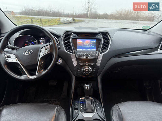 Черный Хендай Санта Фе, объемом двигателя 2.2 л и пробегом 152 тыс. км за 16500 $, фото 15 на Automoto.ua