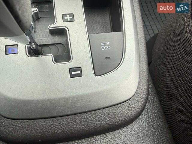 Чорний Хендай Санта Фе, об'ємом двигуна 2.2 л та пробігом 170 тис. км за 14700 $, фото 4 на Automoto.ua