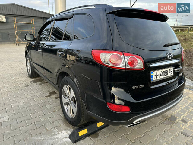 Черный Хендай Санта Фе, объемом двигателя 2.2 л и пробегом 320 тыс. км за 14500 $, фото 5 на Automoto.ua