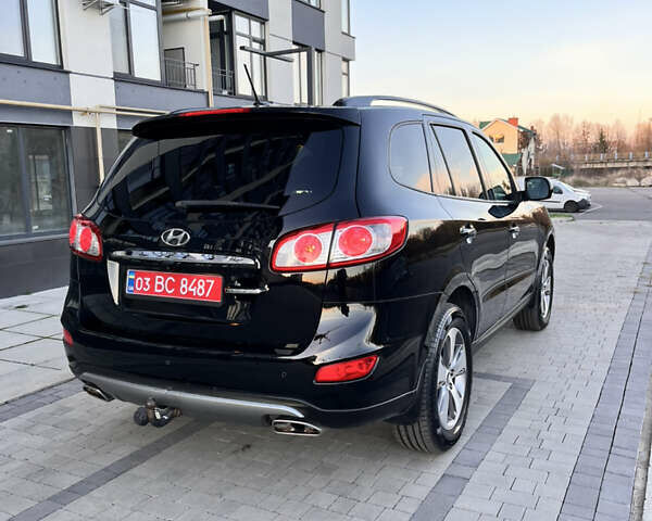 Черный Хендай Санта Фе, объемом двигателя 2.2 л и пробегом 163 тыс. км за 15800 $, фото 2 на Automoto.ua